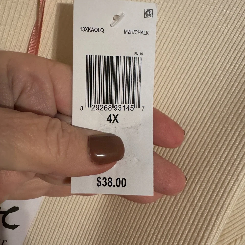 NWT  Belle Du Jour Ribbed Cream BODYSUIT  PLUS:  4X      #CL - Picture 8 of 8